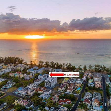 Sunkissed - Brand New Beach Apartment Located 50M From Beach Flic-en-Flacq Exterior foto