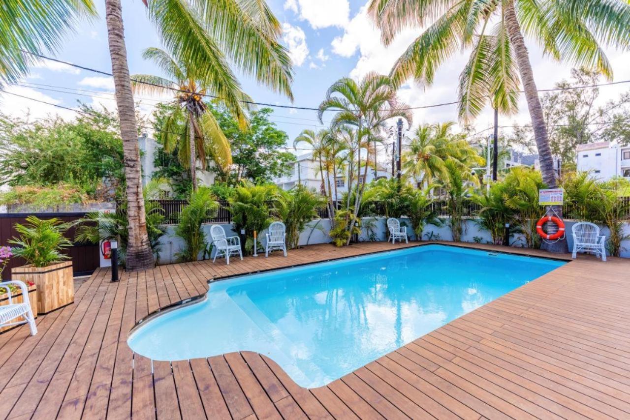 Sunkissed - Brand New Beach Apartment Located 50M From Beach Flic-en-Flacq Exterior foto