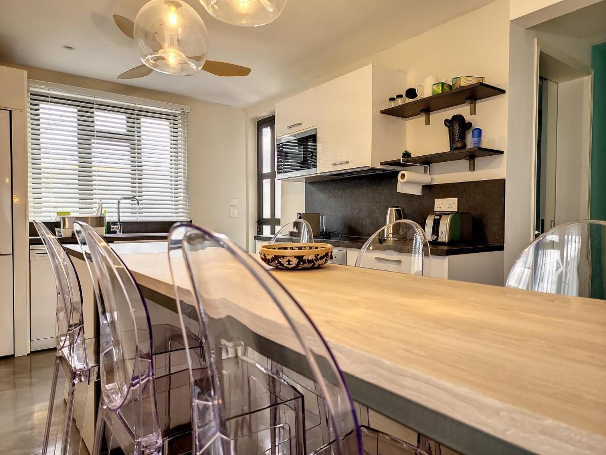 Sunkissed - Brand New Beach Apartment Located 50M From Beach Flic-en-Flacq Exterior foto